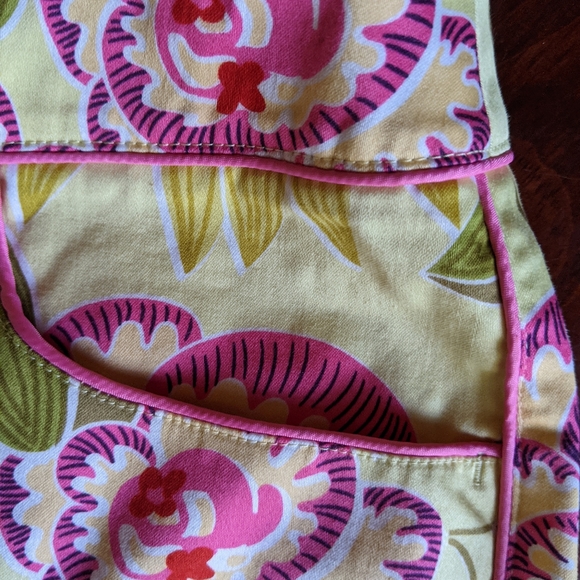 Bright happy shorts :) - Picture 2 of 4